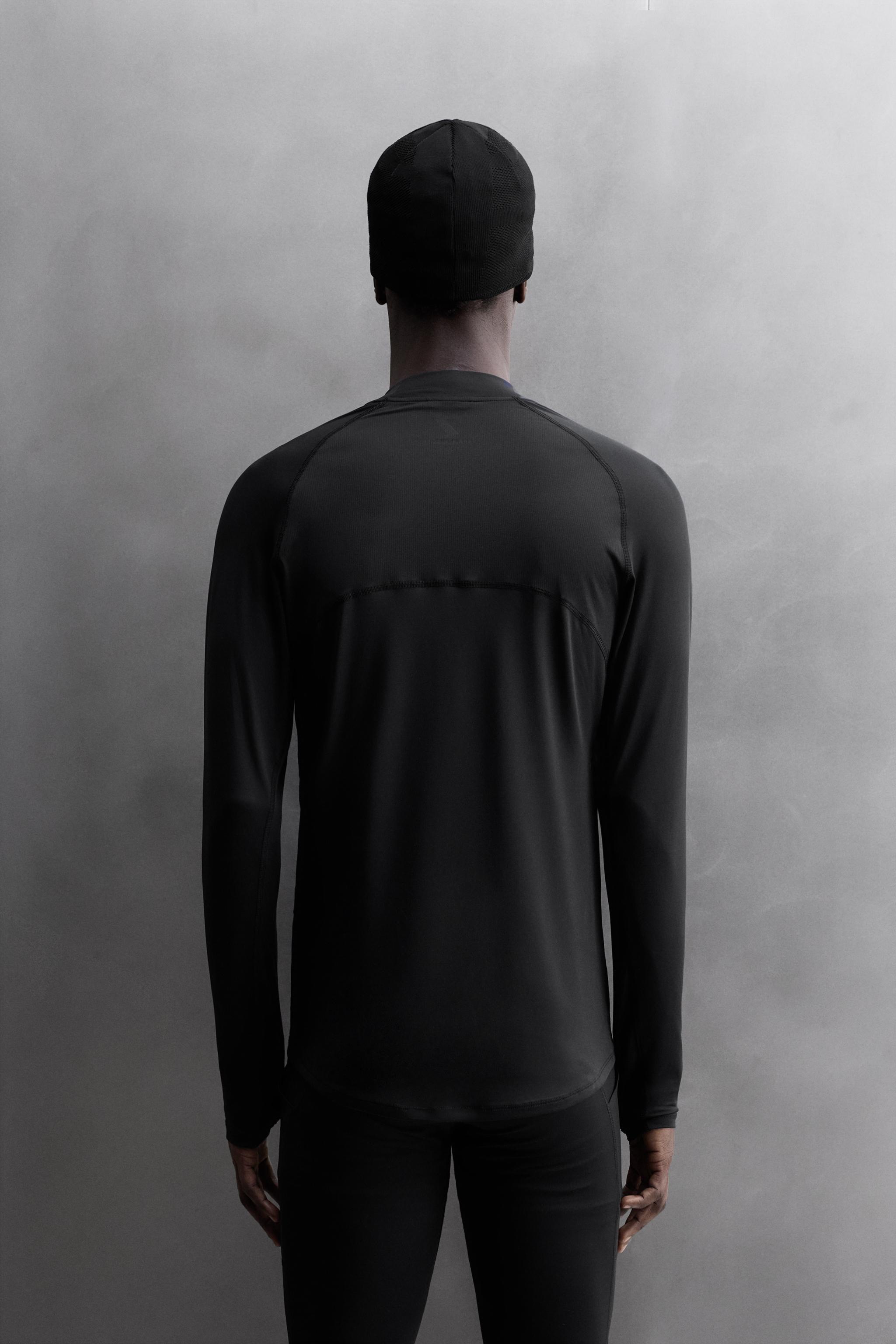 FIRST LAYER RUNNING T-SHIRT